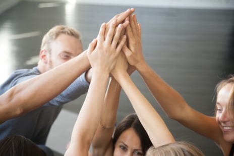 mitarbeitervorteile-zusammenhalt-im-team